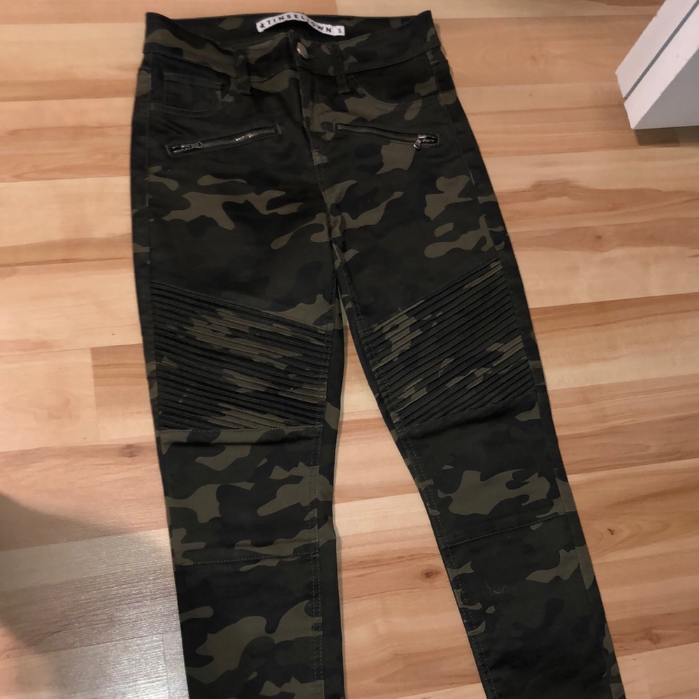 Skinny jeans